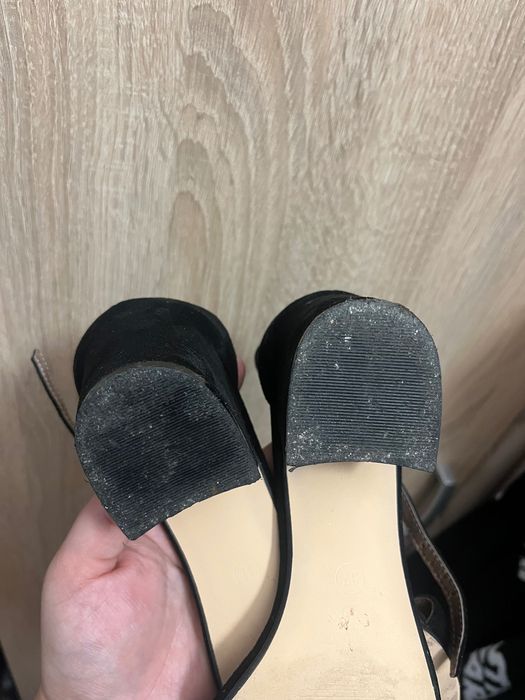 Buty damskie na koturnie