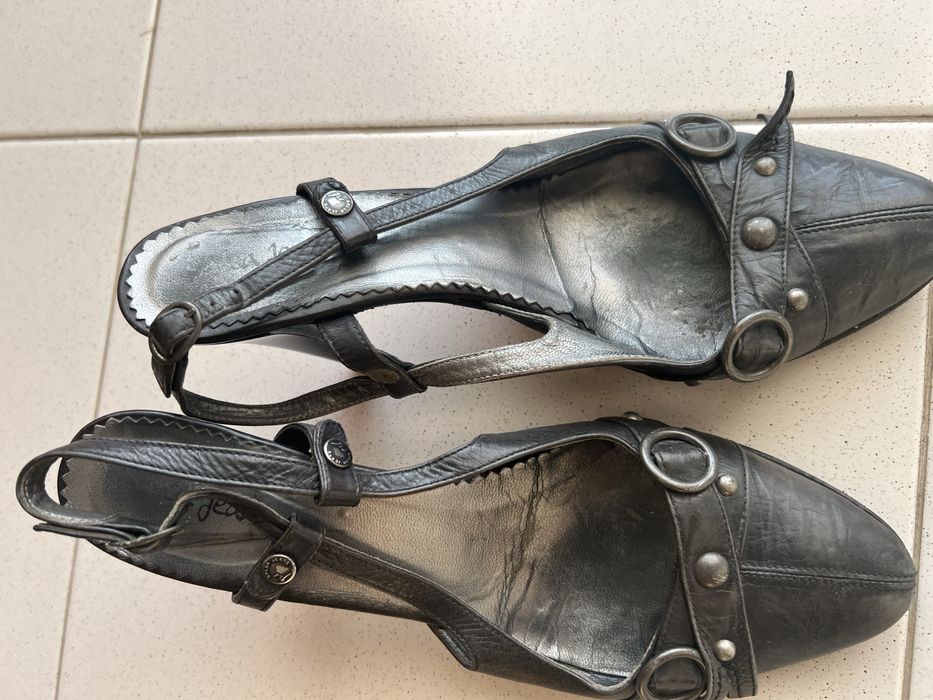 Sapatos pele salsa 38