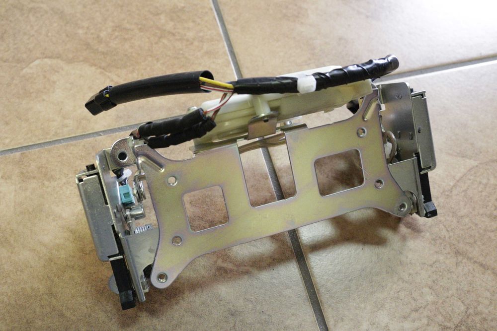 3611 Mechanizm kufra centralnego Honda Goldwing GL 1800 |2018+