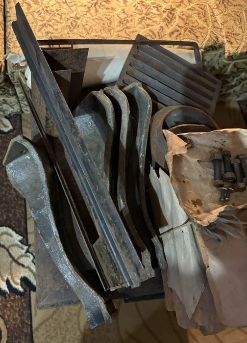 Піч чугунна,буржуйка,економка з варочною поверхньою.