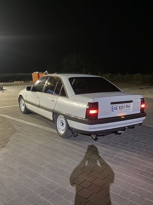Продам Опель Омега А