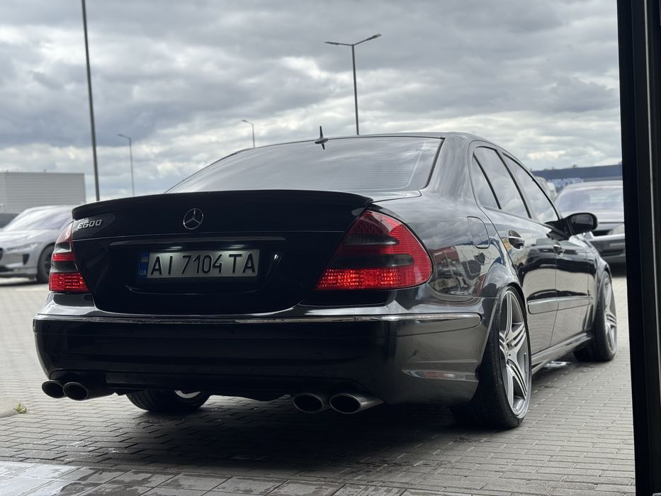 Mercedes E500 5.0