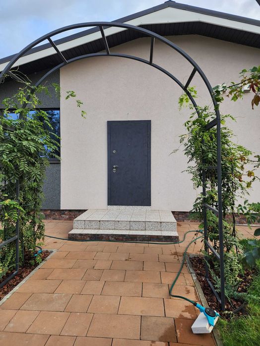 Забудовник. Продам Будинок, Дуплекс, велика ділянка.