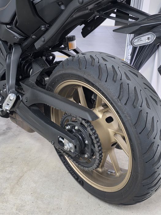 Yamaha Tracer 7 2023 c/ Extras – 11.000 km – Impecável