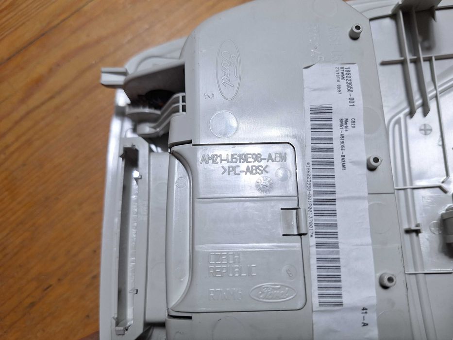 Ford Kuga MK2 schowek, lampki podsufitki OE