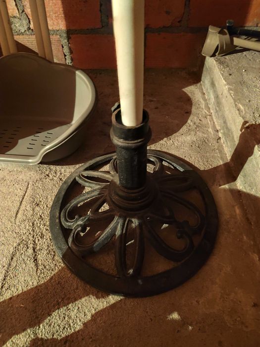 Base para guarda sol preta