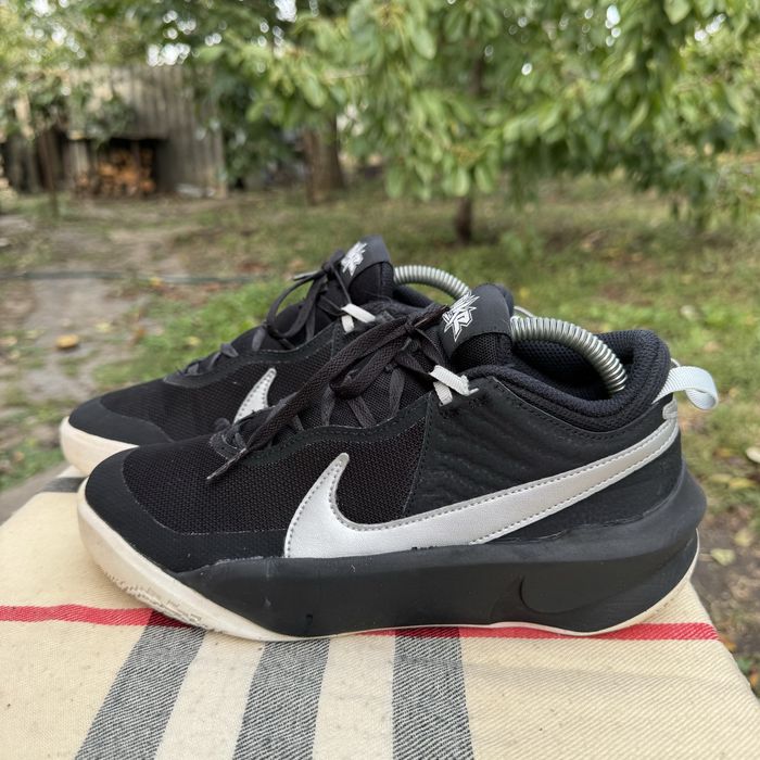 Кроссовки Nike Team Hustle D 10 Black, 38 размер, Оригинал, Кросівки