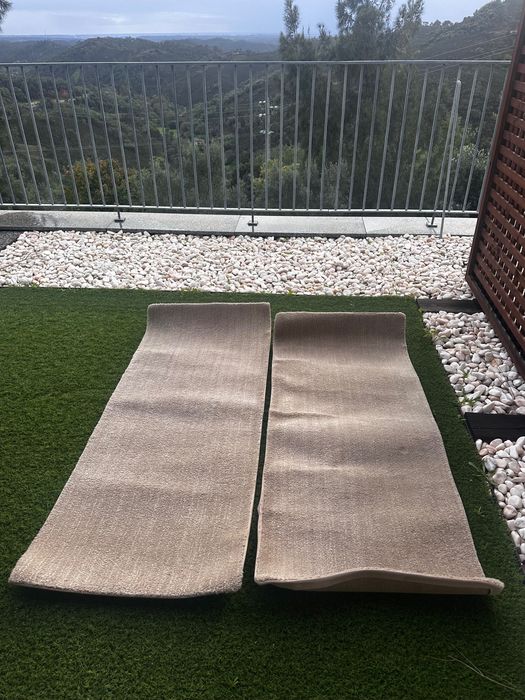 2 Tapetes Bege Usados 6 € Recolha 2 Beige Rugs