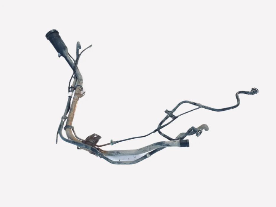 Заливна горловина паливного бака бензобака Ford Escape MK3 Kuga …