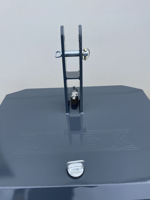 Obciażnik balast przeciwaga do ciagnika 900kg