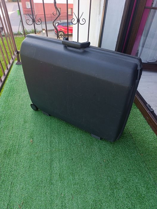 Walizka podróżna Samsonite ,, pancerna "