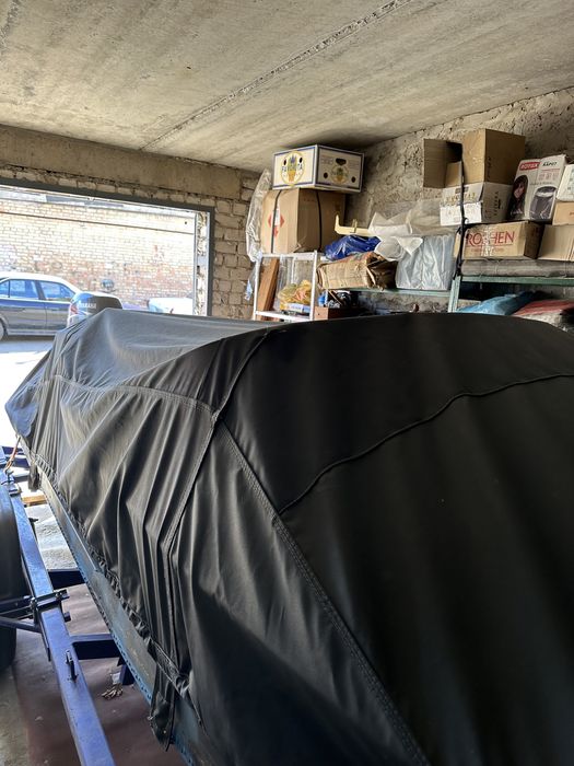 Лодка Казанка с мотором.