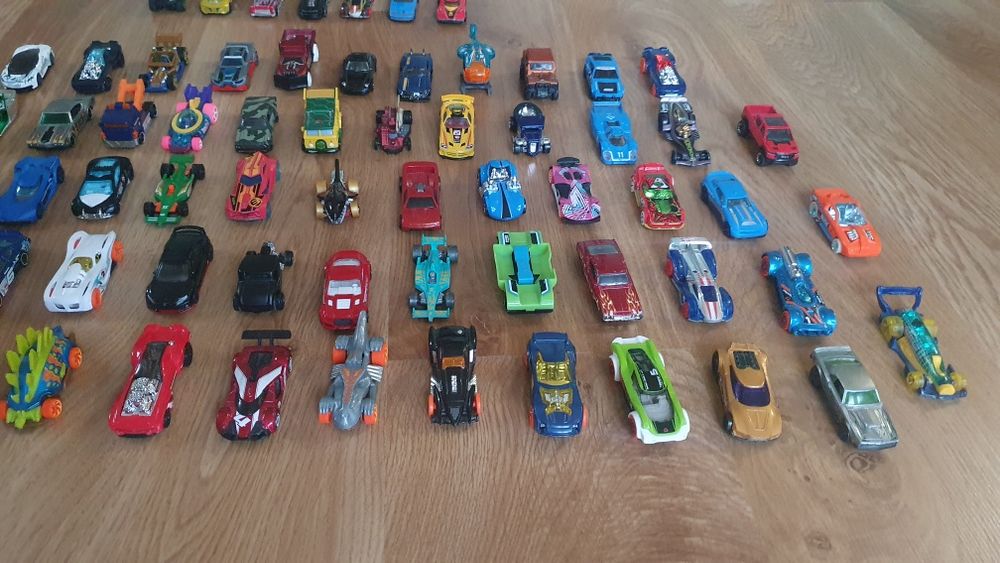 Hotwheels od 2003 do 2023 samochodziki auta