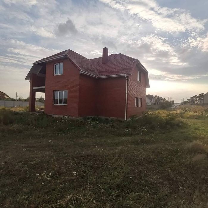 Продається незавершене будівництво! Р-н .Новий Двір. Площа 140 м.кв.