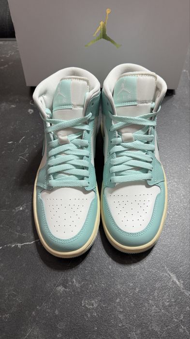 Nowe Nike Air Jordan 1 Mid „Light Dew” rozmiar 38 wkładka 24 cm