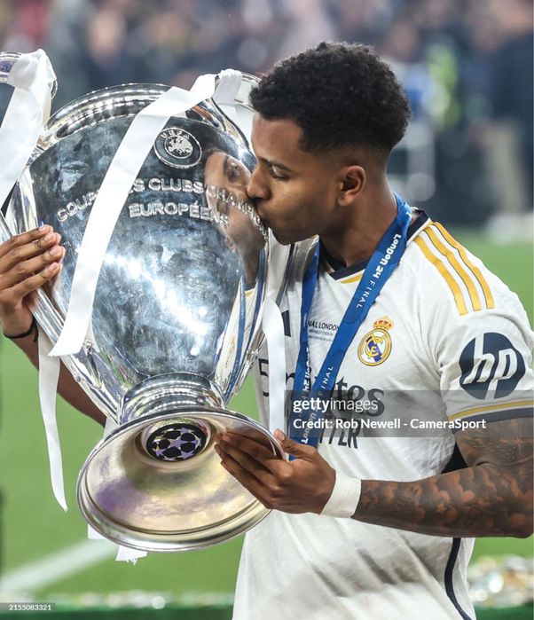 Real Madrid 23/24 Authentic - Rodrygo #11 - Final Wembley (HEAT.RDY)