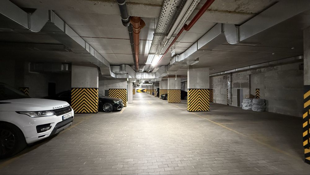 готовий бізнес  нерухомість в оренді паркомісця інвестуй надійно центр