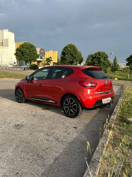 Renault Clio — fotografia 5