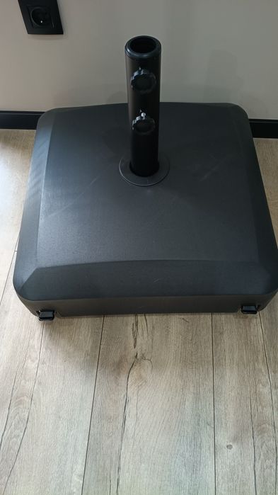 Podstawa pod Parasol z Kółkami 56 kg Napełniana
