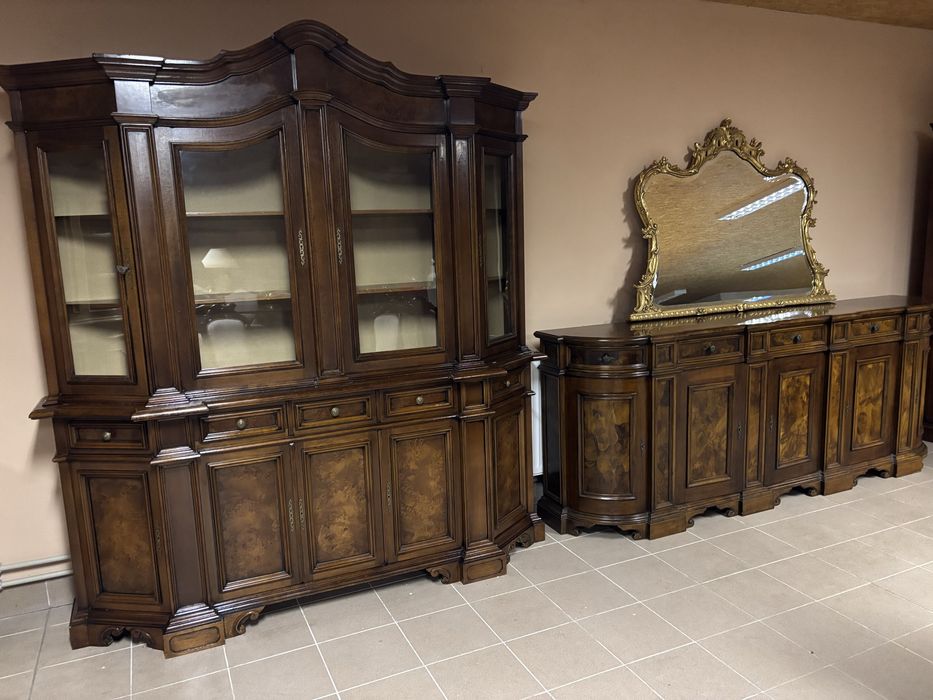 Włoska Stylowa Witryna Kredens Bliblioteczka Ludwik Barok Czeczot