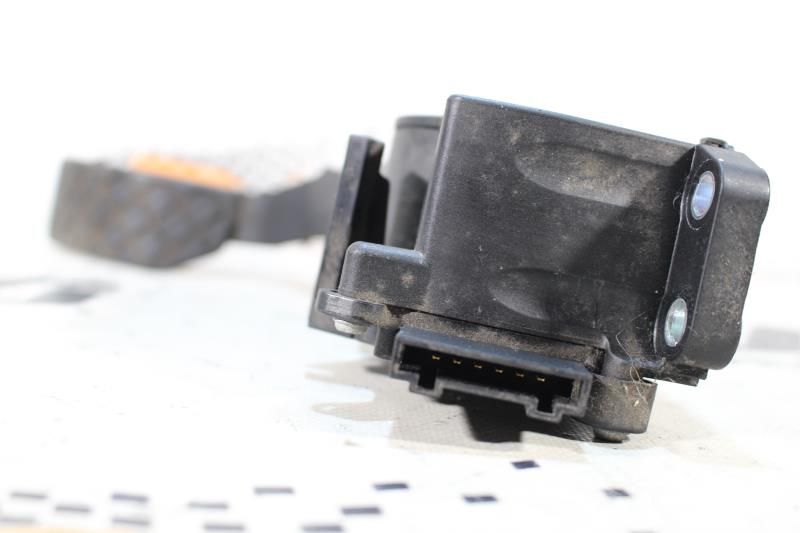 Pedal do acelerador SEAT Ibiza IV (6J5, 6P1)