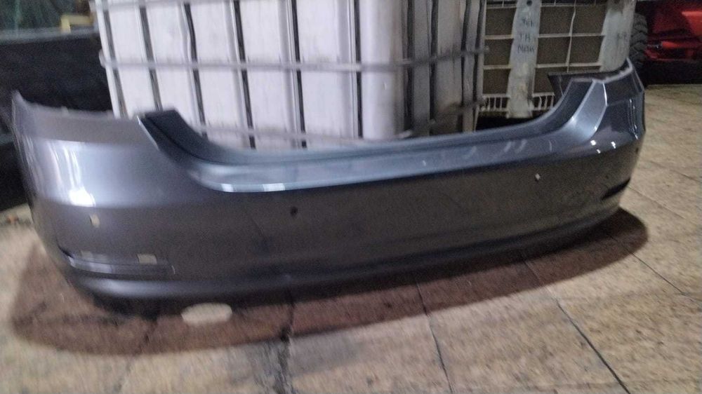 Para choque Tras BMW Serie 4 F40