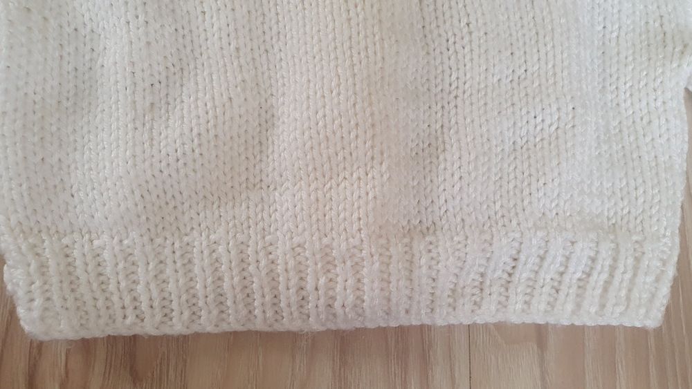 Sweterek sweter ecru do chrztu 50 - 56cm