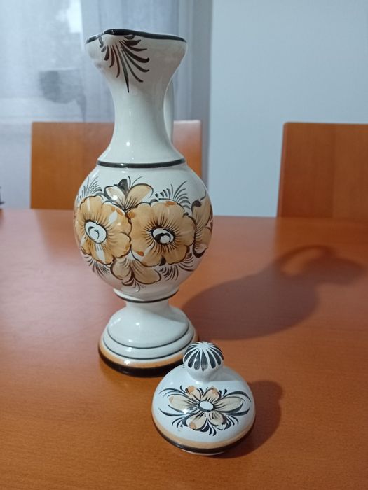 Ceramic Jar with Lid434368981742407681