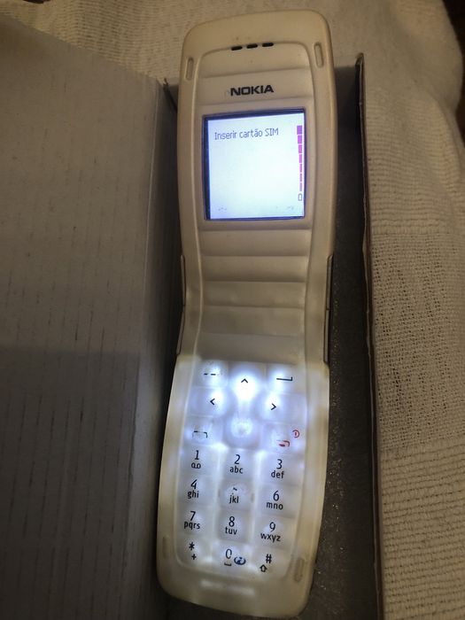 Nokia cinzento usado