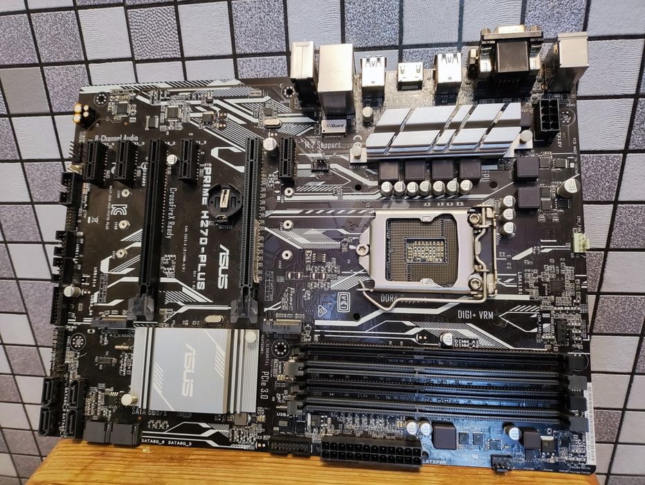 Asus Prime H270-Plus материнская плата