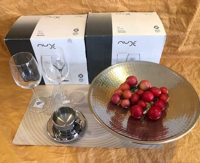 conjunto de copos, garrafas em vidro ou cristal e utilidades tudo novo com 50% de desconto