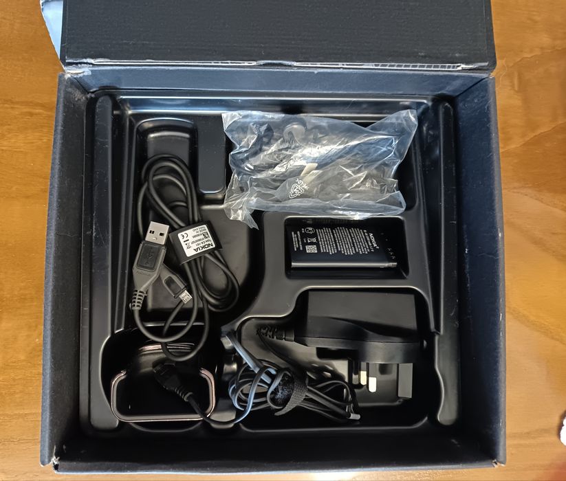 Nokia 8800 Sapphire Arte