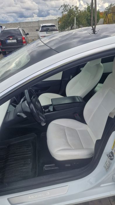 Tesla model 3 2019р.