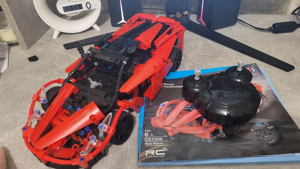 Лего технік машина на пульті