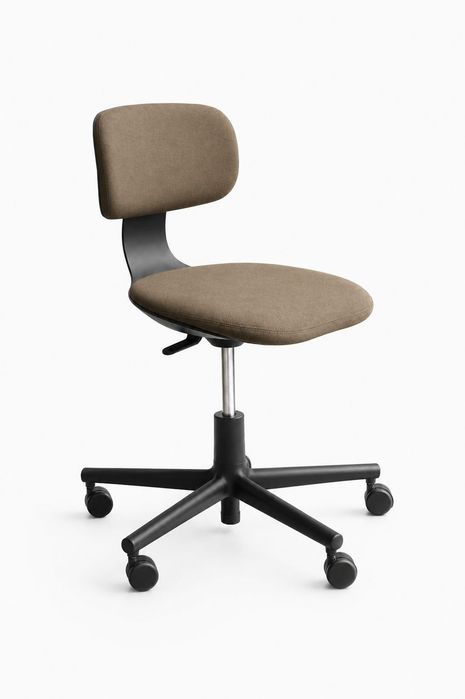 Cadeira Vitra modelo Rookie