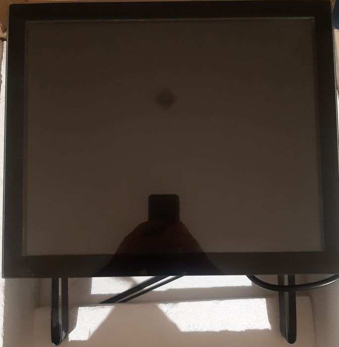 Monitor LCD 19''