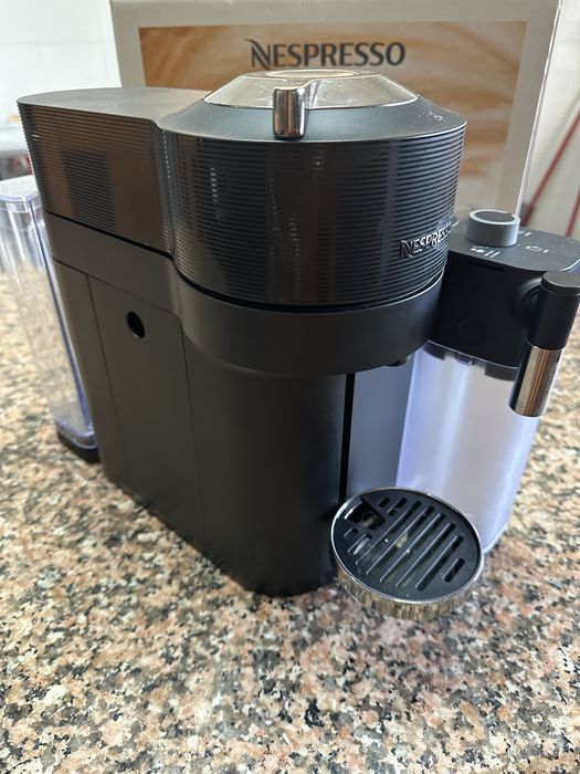 Vertuo latissima64552762498177122