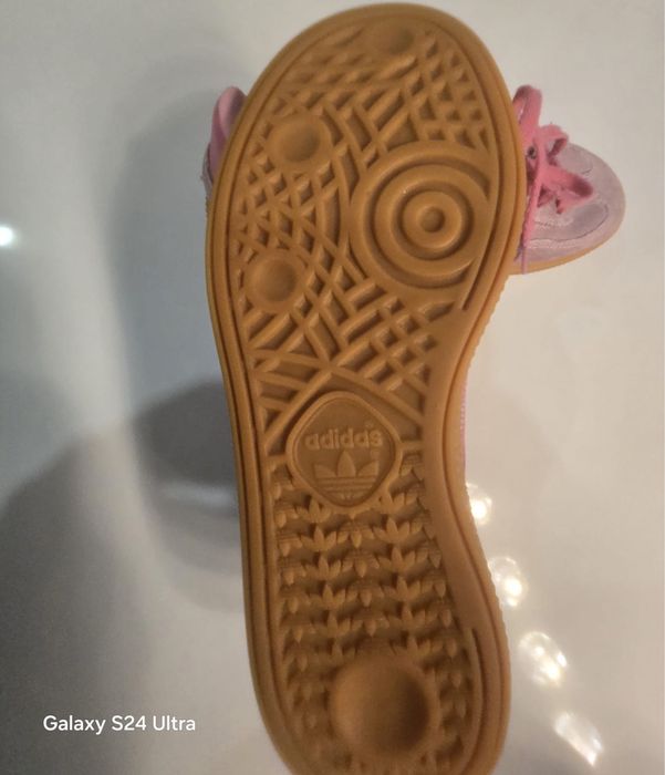 Tenis para criança Adidas