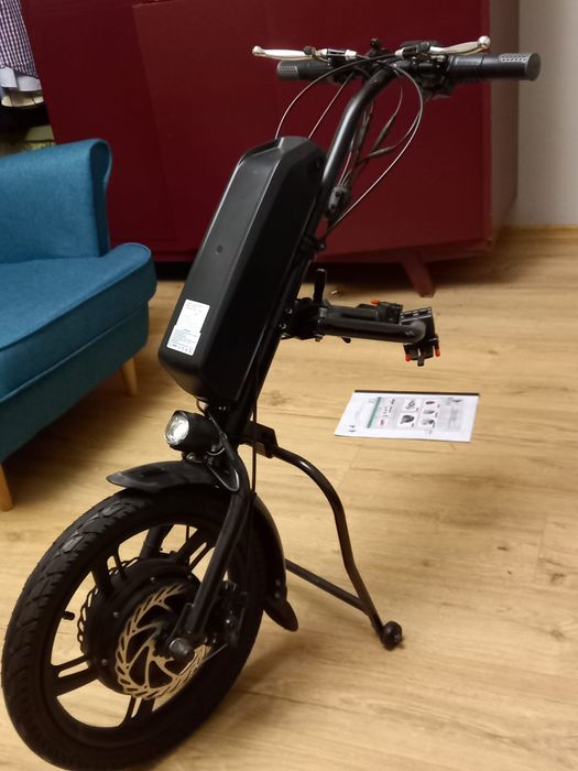 Przystawka elektryczna do wózka inwalidzkiego