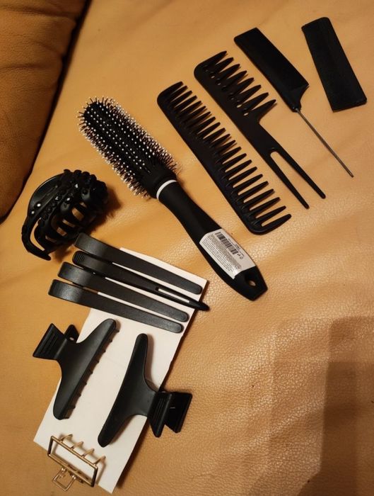 Пеньюар  накидка фартук парикмахерский  черный,расческа сумка, зажими