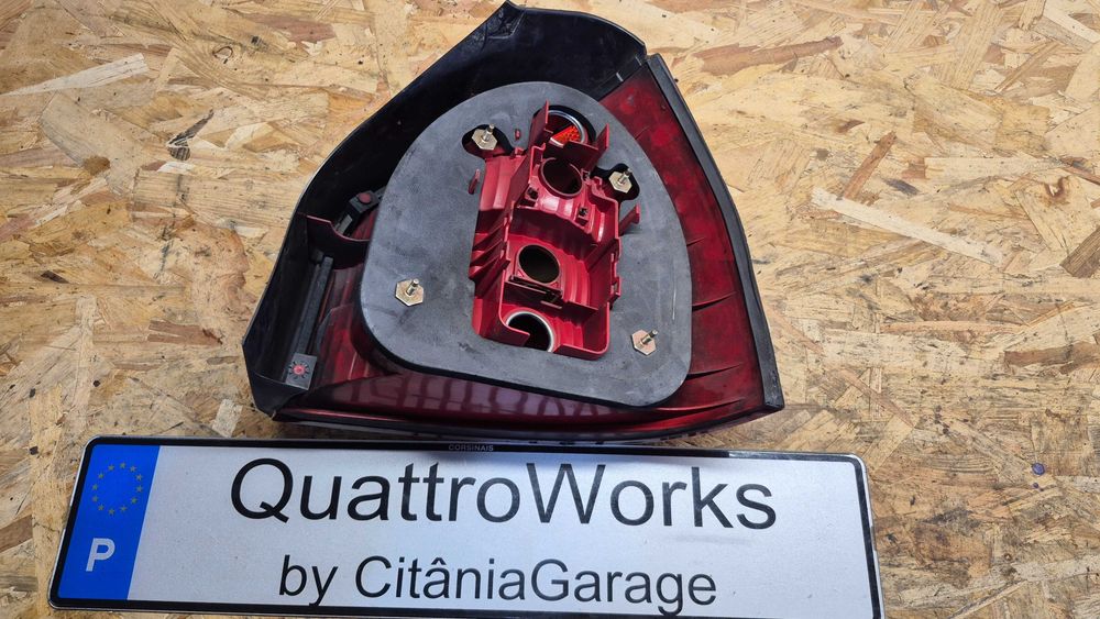 Farolim Stop Esquerdo Audi A3 8L Facelift 1999 a 2003 Ref. 8L0945095B Original