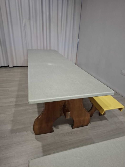 Mesas em madeira rústicas