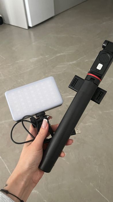 Штатив для смартфона + RGB LED світло