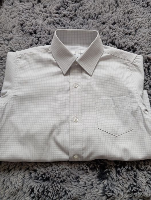 Сорочка біла на 6 років