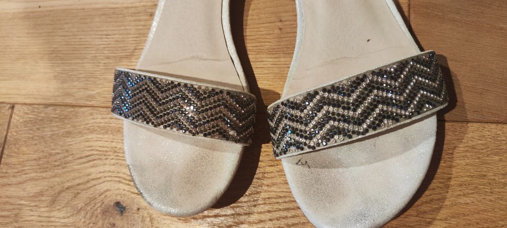 Sandałki dziewczęce/damskie 39