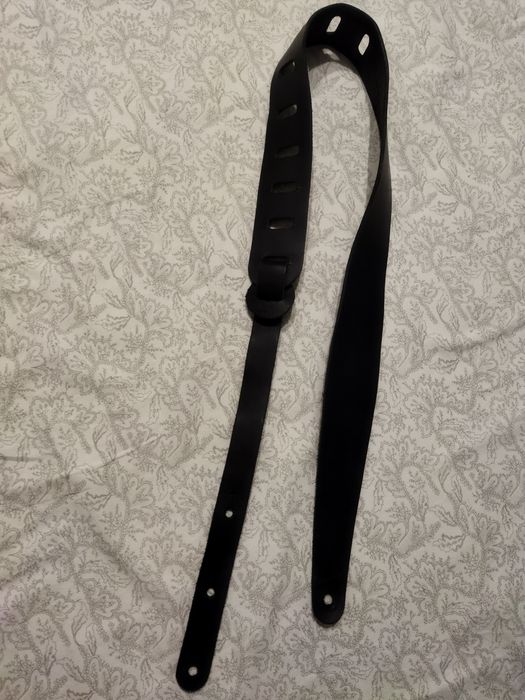 Гітарний ремінь шкіряний