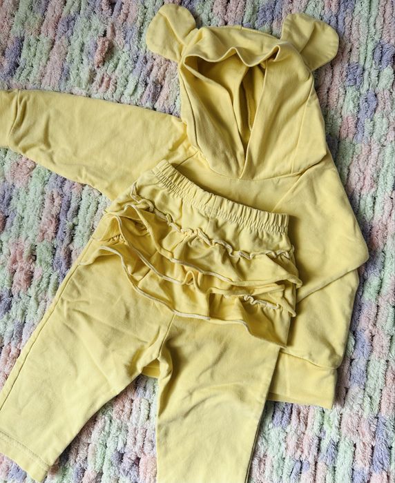 Безкоштовно дитячі речі лот 0-3