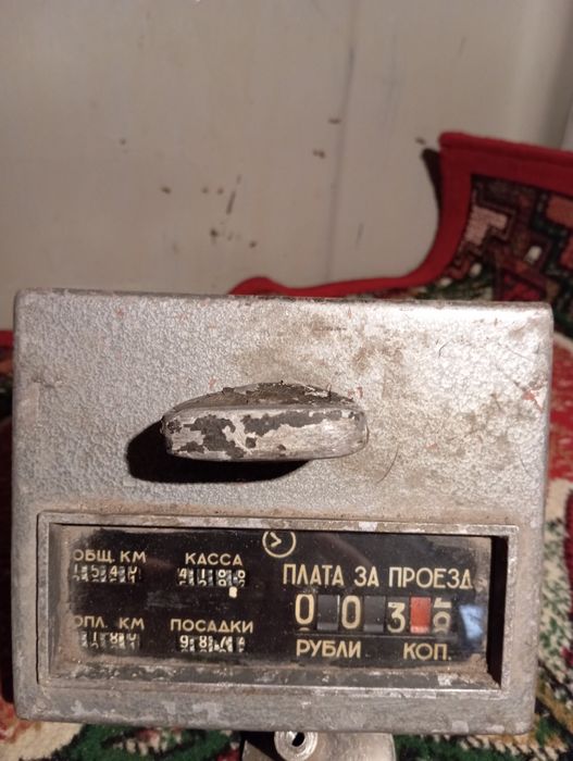 Продам Таксометр