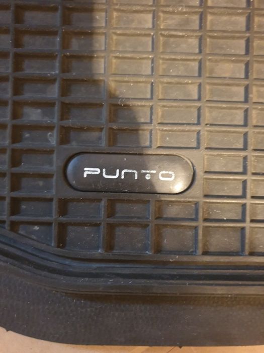 Dywaniki gumowe Punto EVO