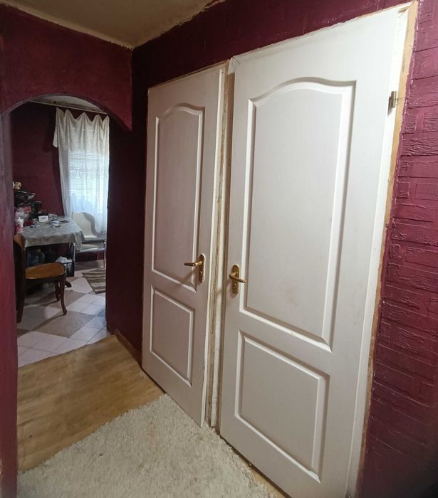 3 кімнатна квартира 60 кв.м. на 1 поверсі, житловий стан (район АТБ)!